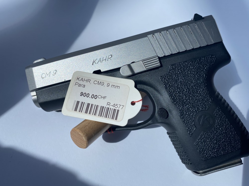 Photo de KAHR, CM9, 9 mm Para