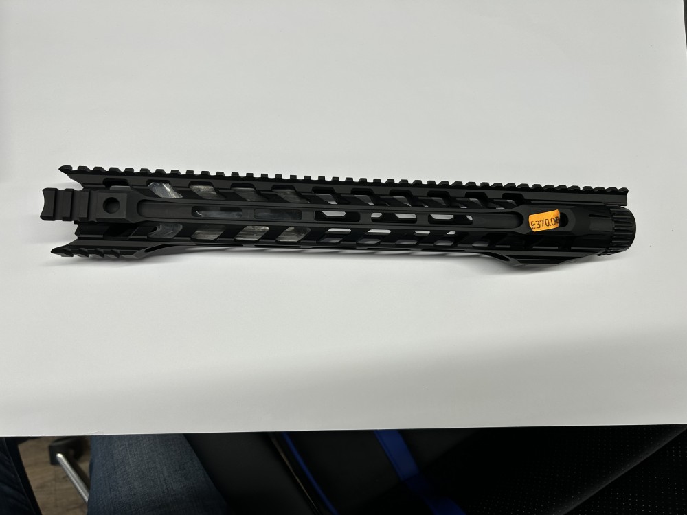 Photo de GARDE MAINS FORTIS AR-15